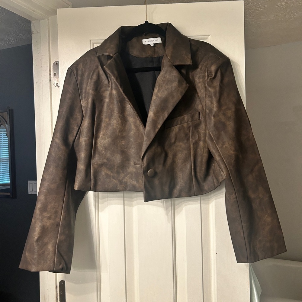WeWoreWhat Dark Brown Patina Cropped Blazer - Picture 2 of 10